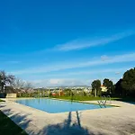 Skyline Heaven - Fantastic View - Pool - Garage דירה