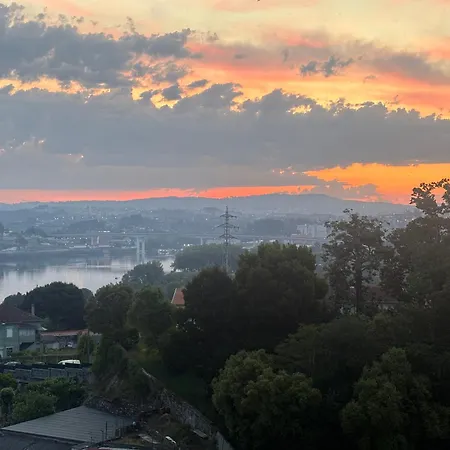 Skyline Heaven - Fantastic View - Pool - Garage فيلا نوفا دي غايا